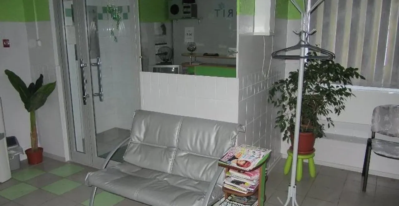 Салон красоты Colorit Новосибирск, улица Немировича-Данченко, 104 фото 1